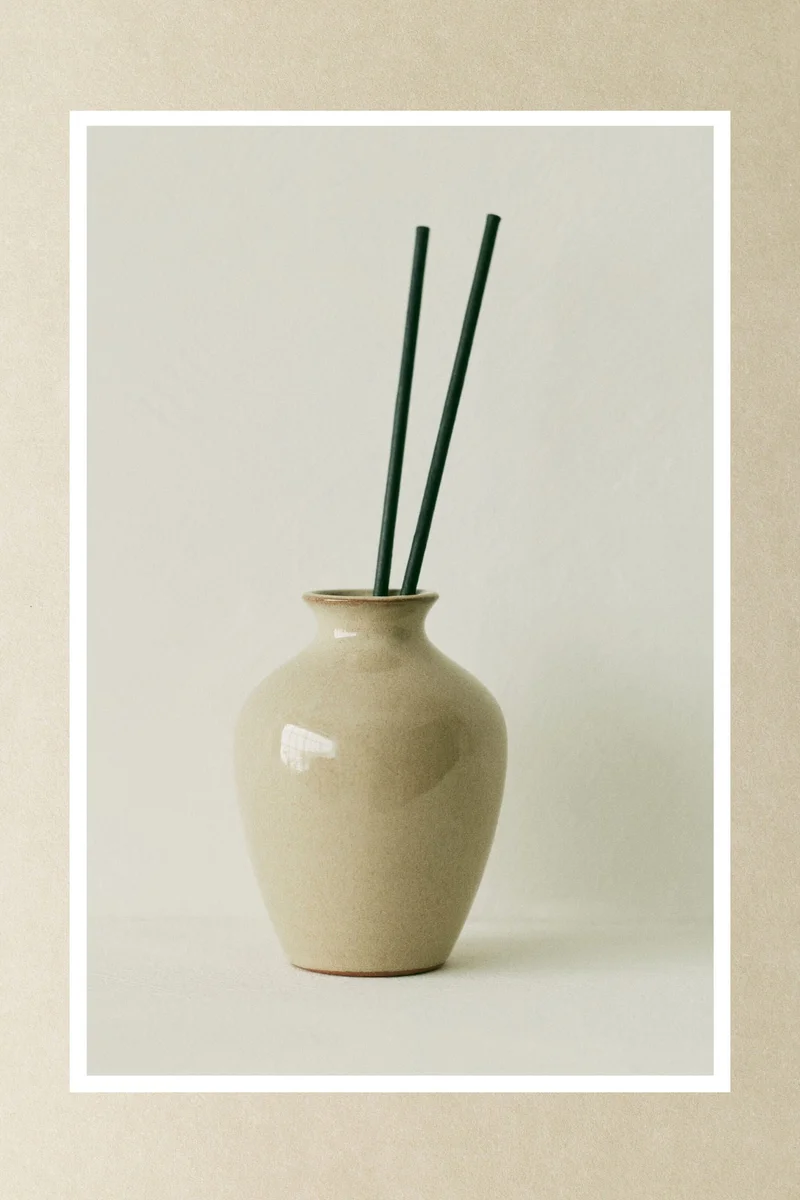 اتش اند ام أعواد معطرة - عبوة من 6 قطع