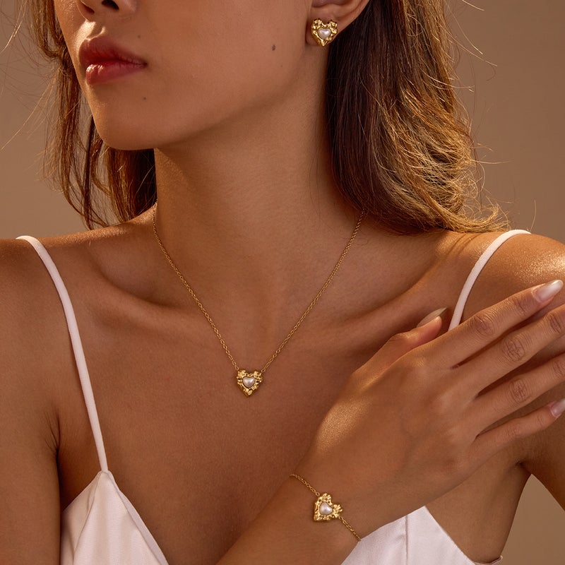 Niche Design Irregular Lava Love Necklace Women'S Ins Cold Style Light Luxury Fashion High-End Necklace - Image 2