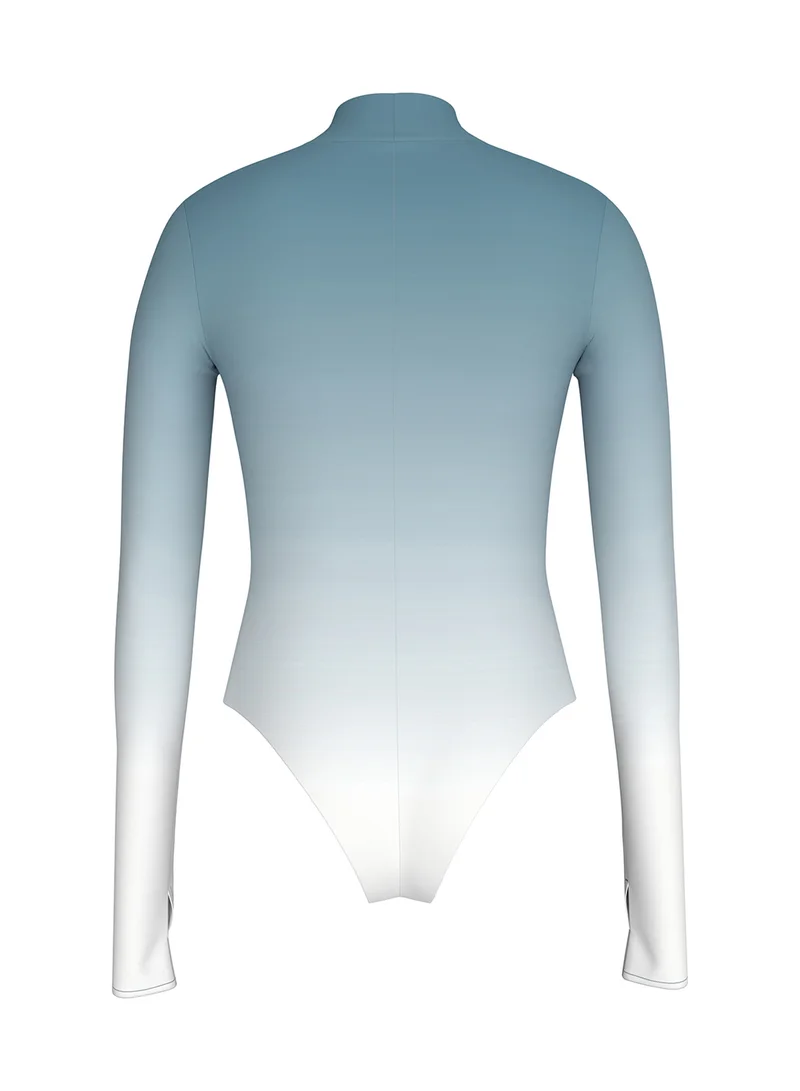 كالفن كلاين جينز بودي سوت برقبة سلحفاة بطبعة جلد الثعبان