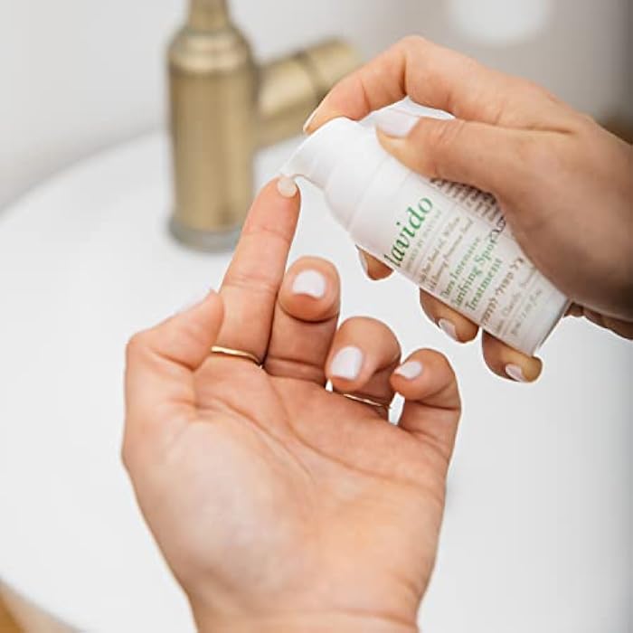 Lavido - Natural Thera Intensive Clarifying Spot Treatment | Balance, Clarify + Soothe Breakout-Prone Skin (1.01 oz | 30 mL) - Image 2
