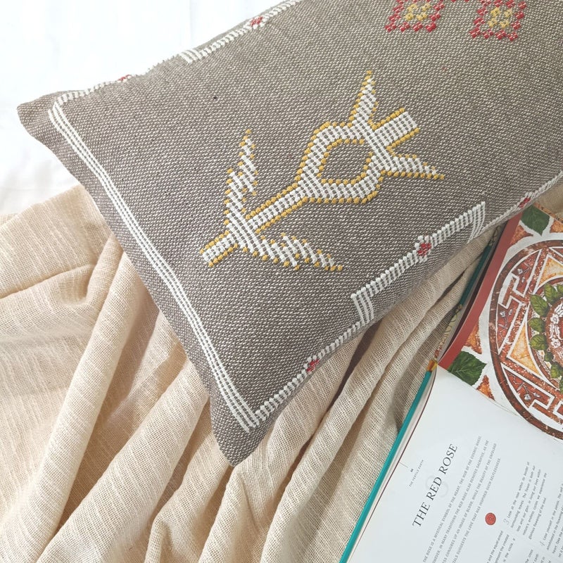 Trade Star Sabra Kilim Lumbar Pillow Cover Premium Quality Farmhouse Back Rest Pillow Cover Luxurious Handwoven Throw Pillow Case Bedding Pillow Cases for Housewarming Gifts 14 x 36 Inches - Image 2