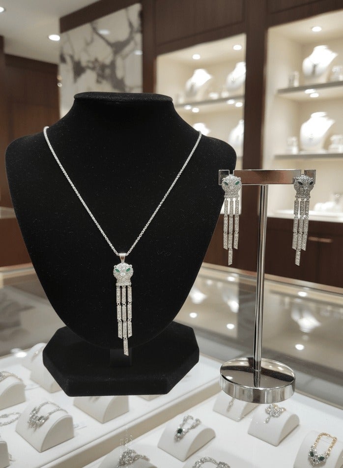 World Luxury Evening & Formal Occasion Jewelry Set: Leopard Head Tassel Necklace & Earrings - Image 2