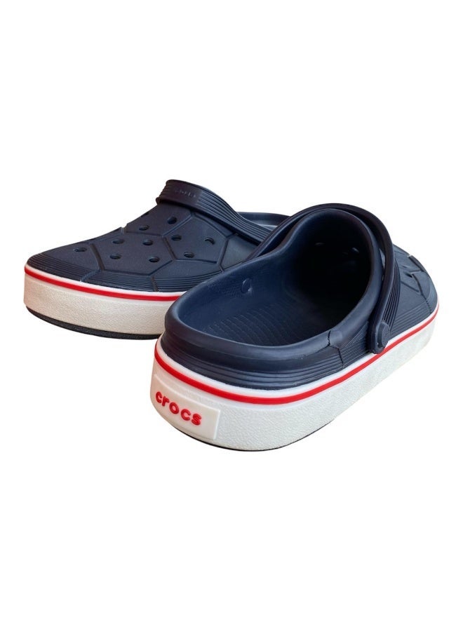 Crocs are comfortable - Image 3