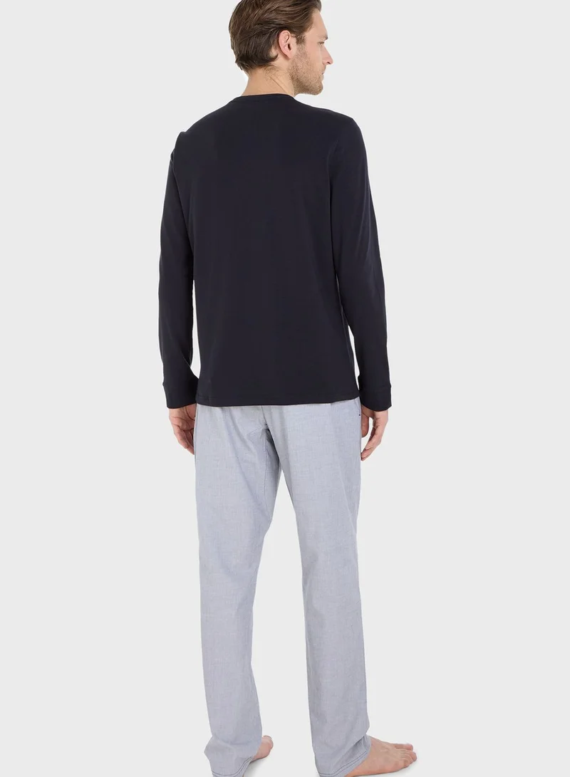 CALVIN KLEIN Logo Crew Neck T-Shirt And Sweatpants Set