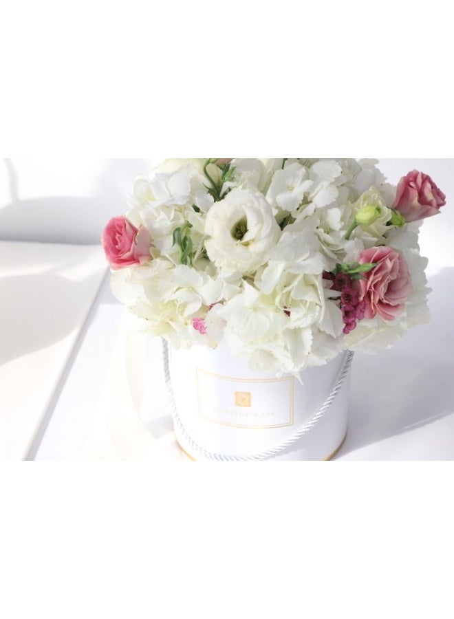Big Buds Flowers Hazel Beauty Box For Her  - Image 2