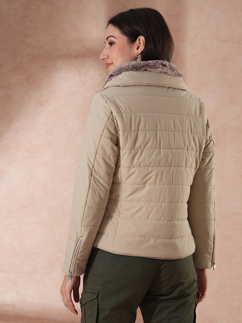 globus Women Hooded Solid Casual Puffer Jacket