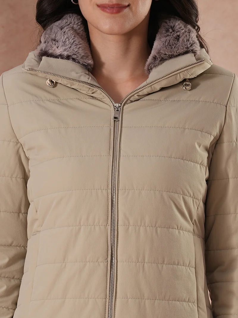 globus Women Hooded Solid Casual Puffer Jacket