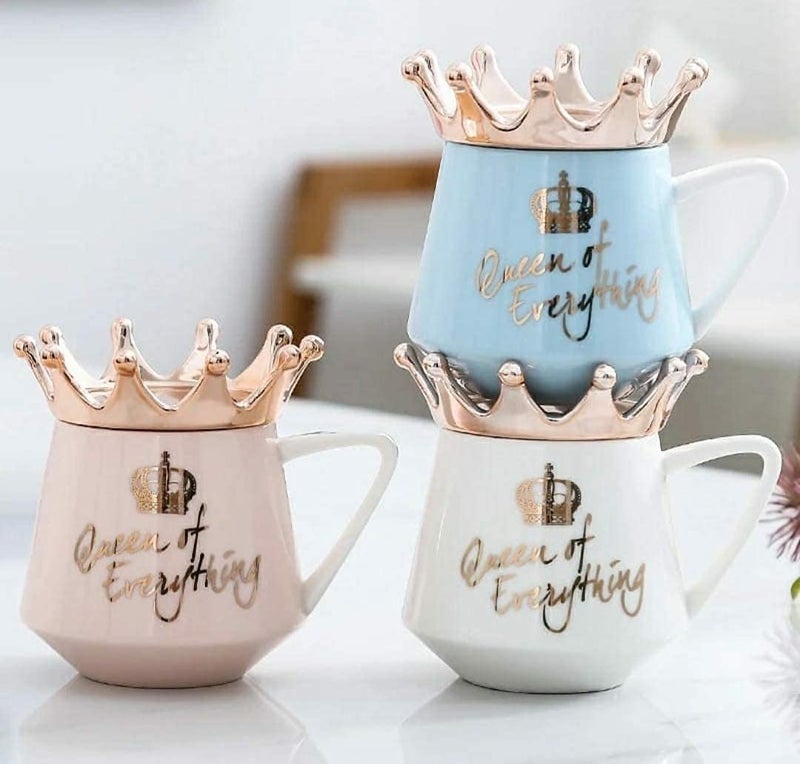 OANGO Ceramic Printed Coffee Queen King Mug with Crown Lid Coffee Tea Milk Masal Chai Elaichi Doodh Mug 350 ml Random - Image 4