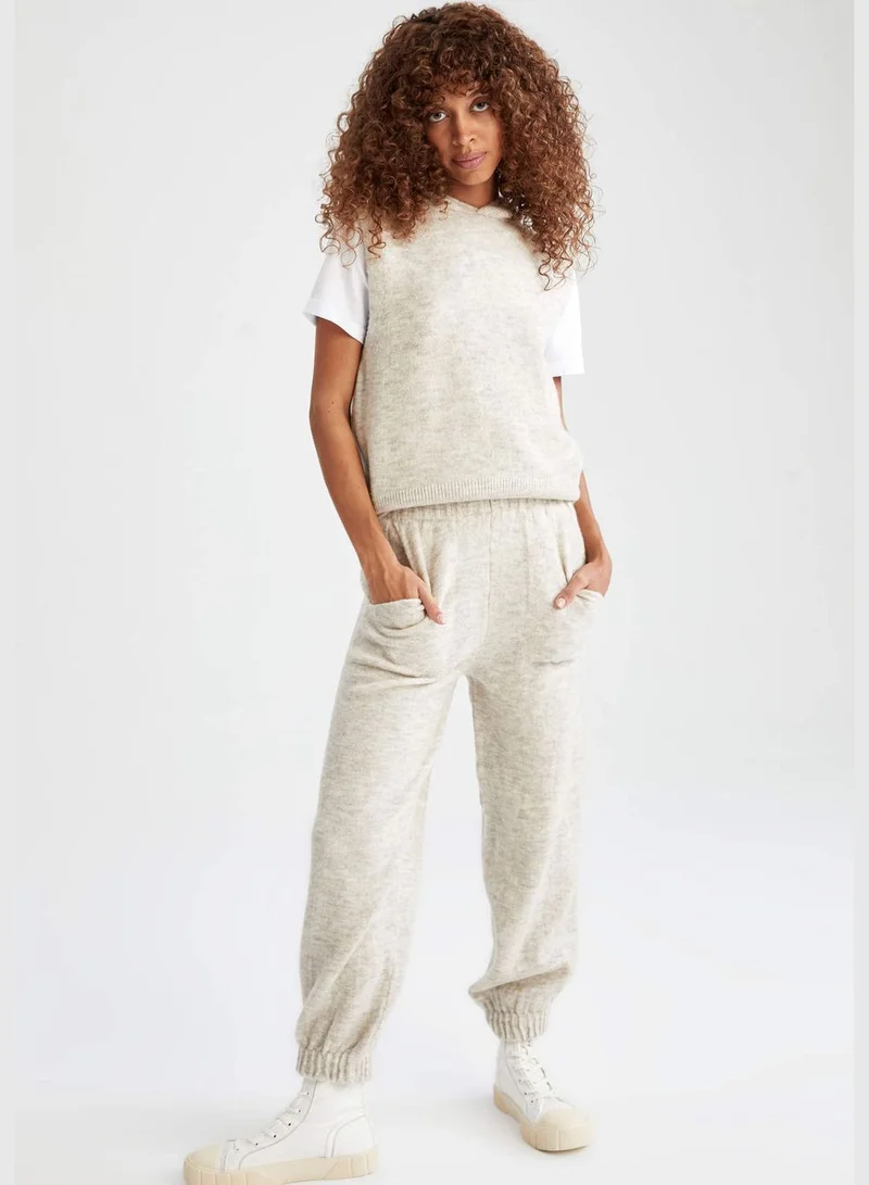 DeFacto Sleeveless Knitted Hooded Vest