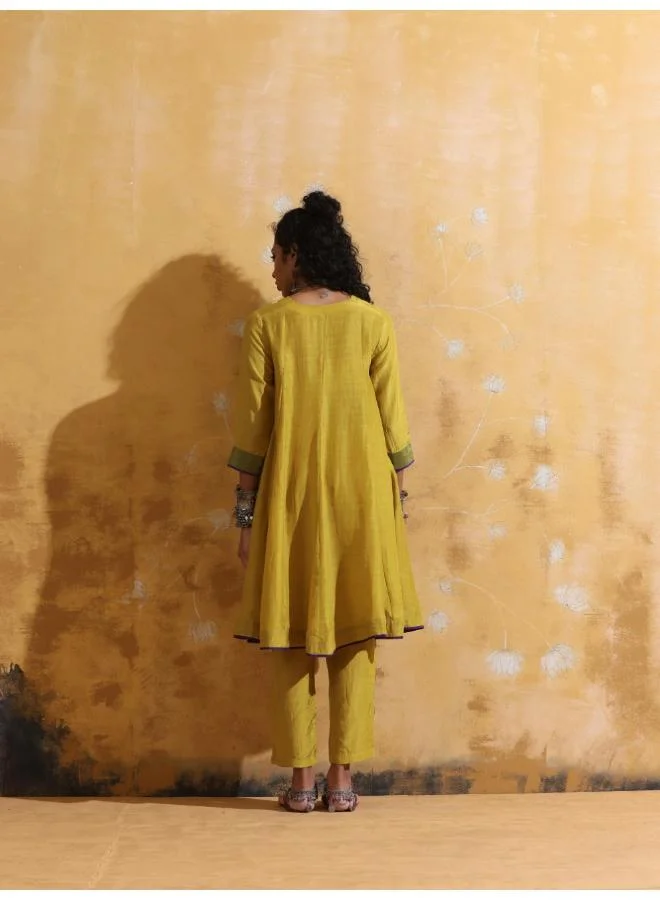 ترو برونز trueBrowns Lime Muslin Silk Flared Kurta Co-ord Set
