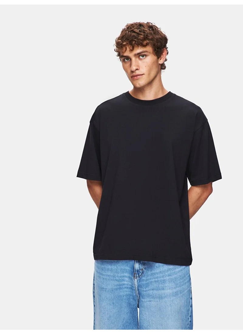ال تي بي White T-Shirt