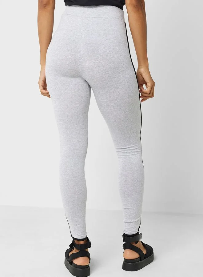جينجر بيسيكس Contrast Side Paneled Leggings