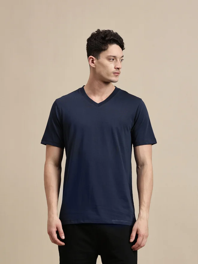 ECOLORE Men Navy Blue V Neck Slim Fit T-Shirt