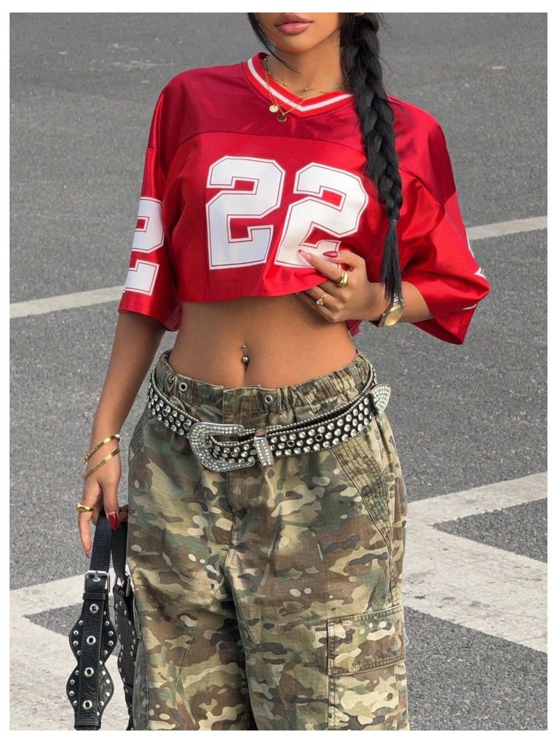 WDIRARA Women's Jersey Shirts Number Graphic Short Sleeve V Neck Tee Loose Crop Top Red Small - Image 4
