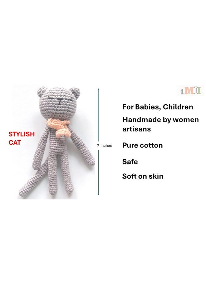 1مي 1MII STYLISH CAT Soft Toy | ارتفاع 17 سم | أميجورومي كروشيه يدوي الصنع 100% قطن آمن على الأطفال وصديق للبيئة | قطيفة محببة للأطفال والبنات والأولاد هدية رائعة لعيد الميلاد | رمادي  - Image 3