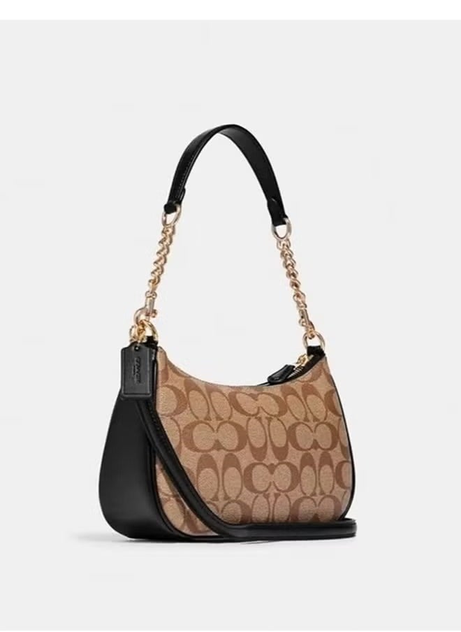 coachoutlet - Coach Teri Shoulder Bag In Signature Canvas - Image 1