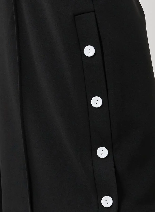 Styli Styli Solid Pin Tuck Detail Wide Leg Pants with Side Seam Buttons