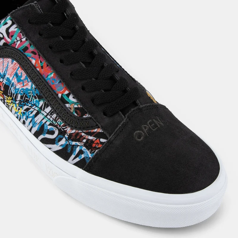 Vans Black Old Skool Unisex Shoes  | Best Price UAE