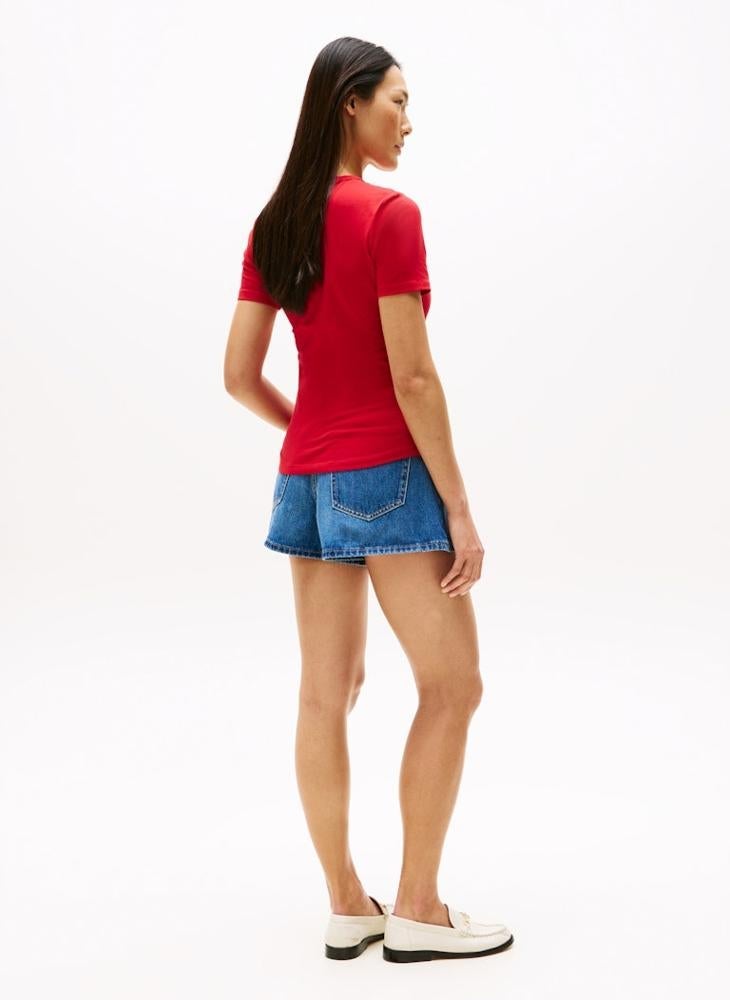 تومي هيلفيغر تيشيرت بأكمام قصيرة وياقة دائرية بتصميم شعار مطبوع - Image 2