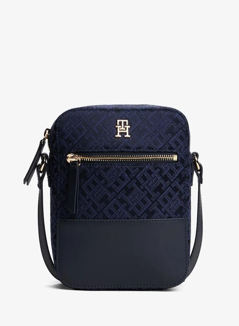 TOMMY HILFIGER Logo Detailed Feminine Crossbody