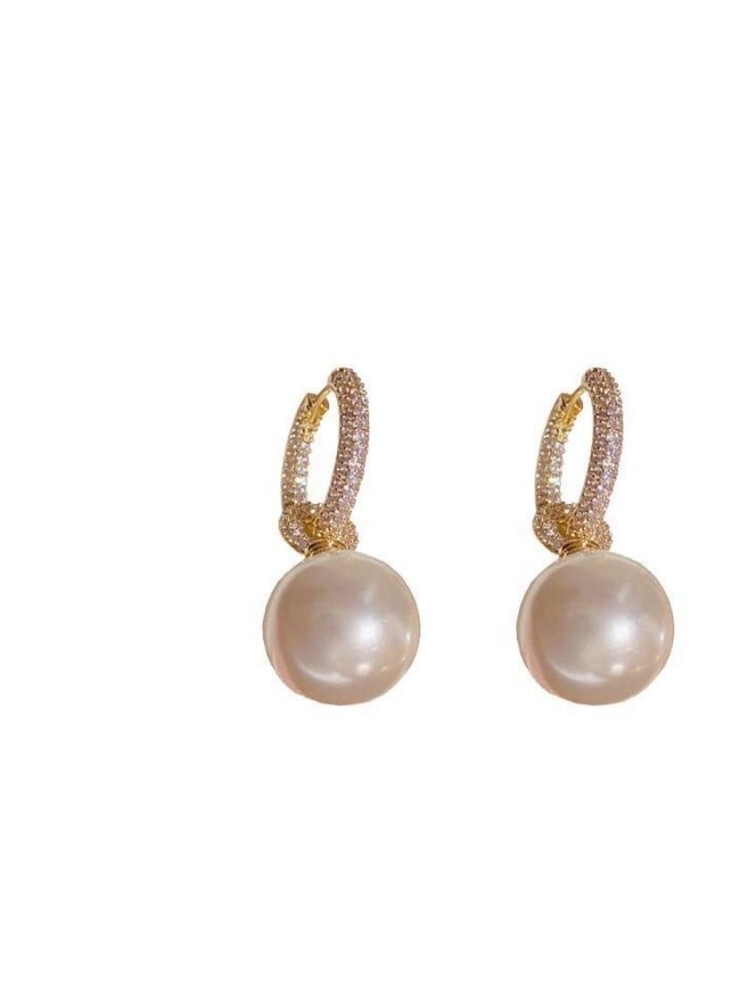Elegant and Exquisite Fashion Ladies Zircon Pearl Earrings  - Image 5