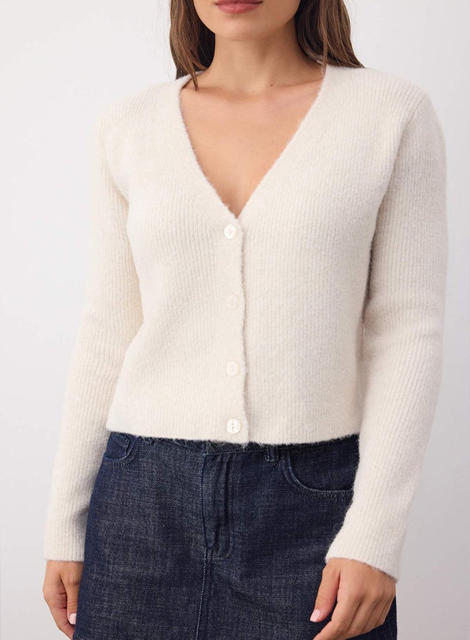 trendyol Wardrobe Essentials Ecru Crop Button Detailed Soft Textured VNeck Wool Knitwear Cardigan - Image 3