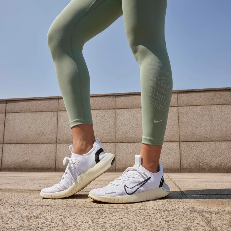Nike Women's Free RN NN Road Running Shoes