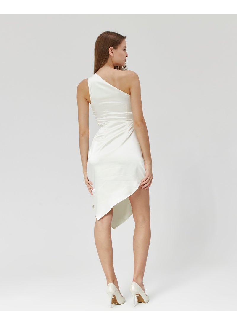 Kutas Fashion 2025 Special Collection Design Evening Dress  - Image 5