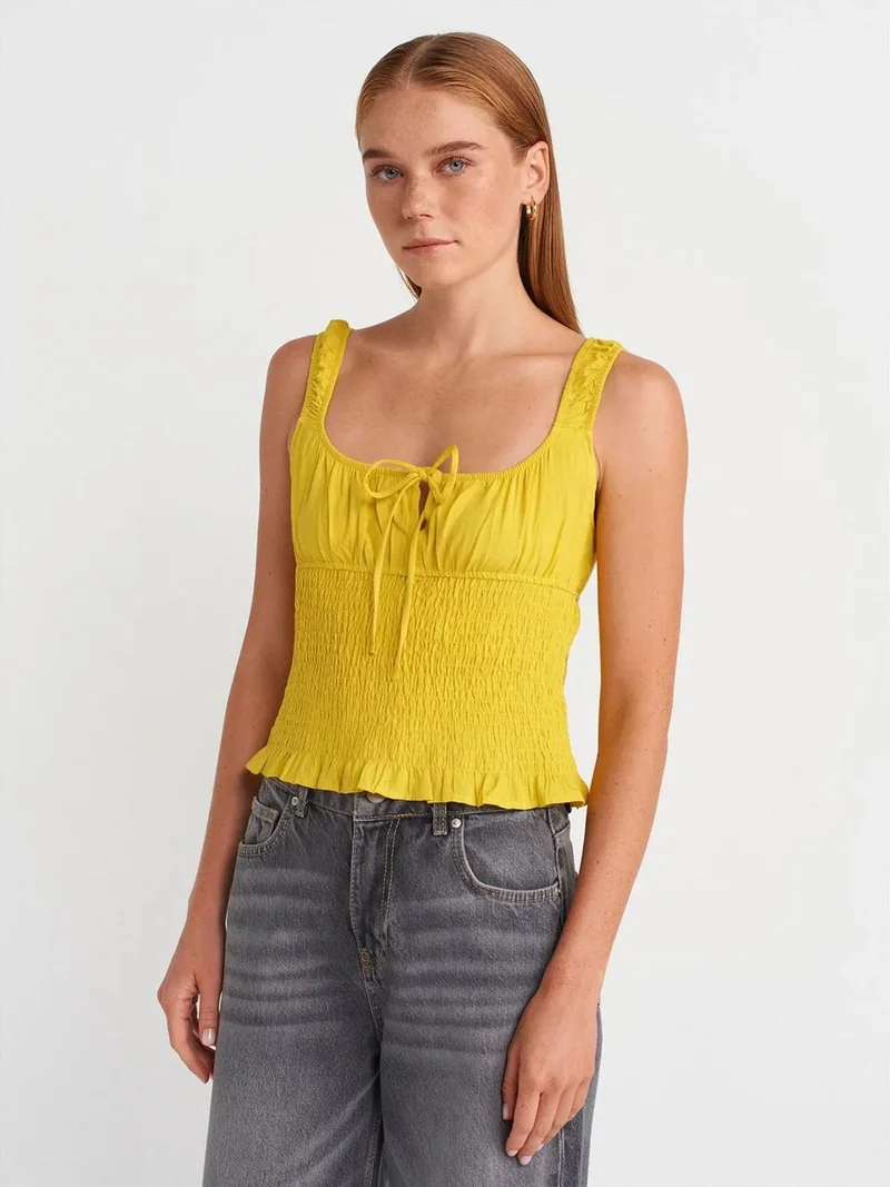 ديلفين DILVIN Fitted Crop Sleeveless Tie-Front Blouse