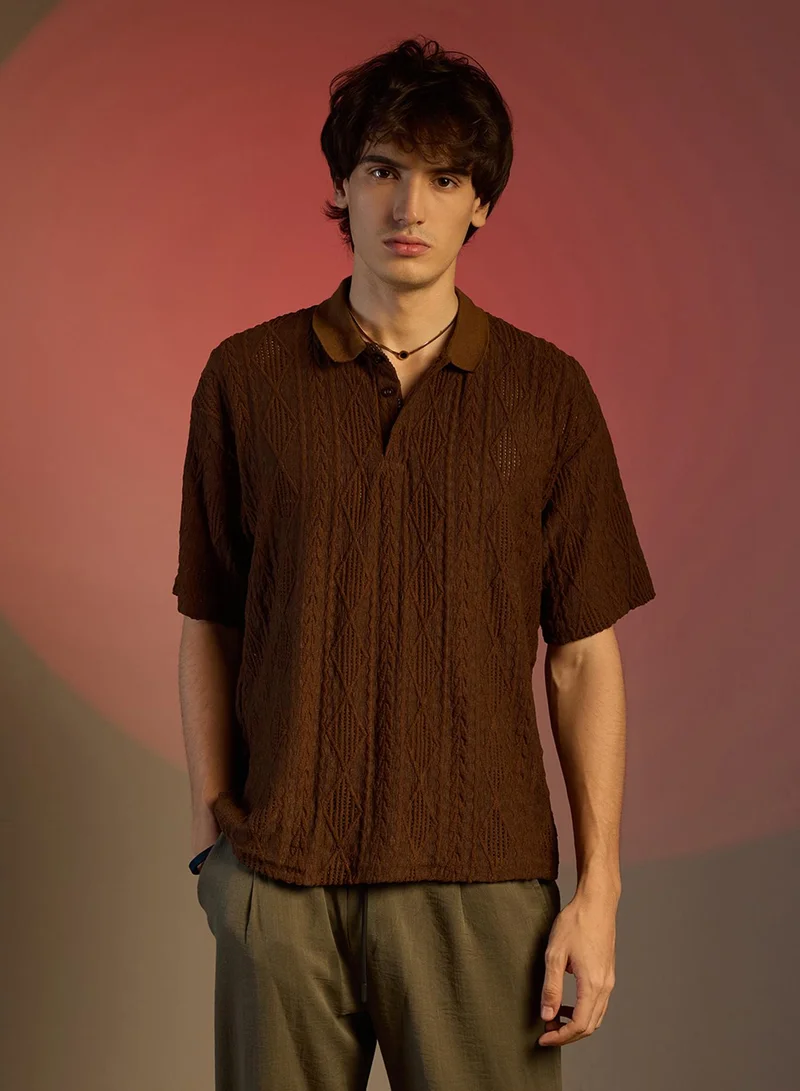 Campus Sutra Campus Sutra Men's Chocolate Brown Argyle Oversized T-Shirt For Casual Wear | Cuban Collar | Short Sleeve | Half-Button Closure | T-Shirt Crafted With Comfort Fit For Everyday Wear