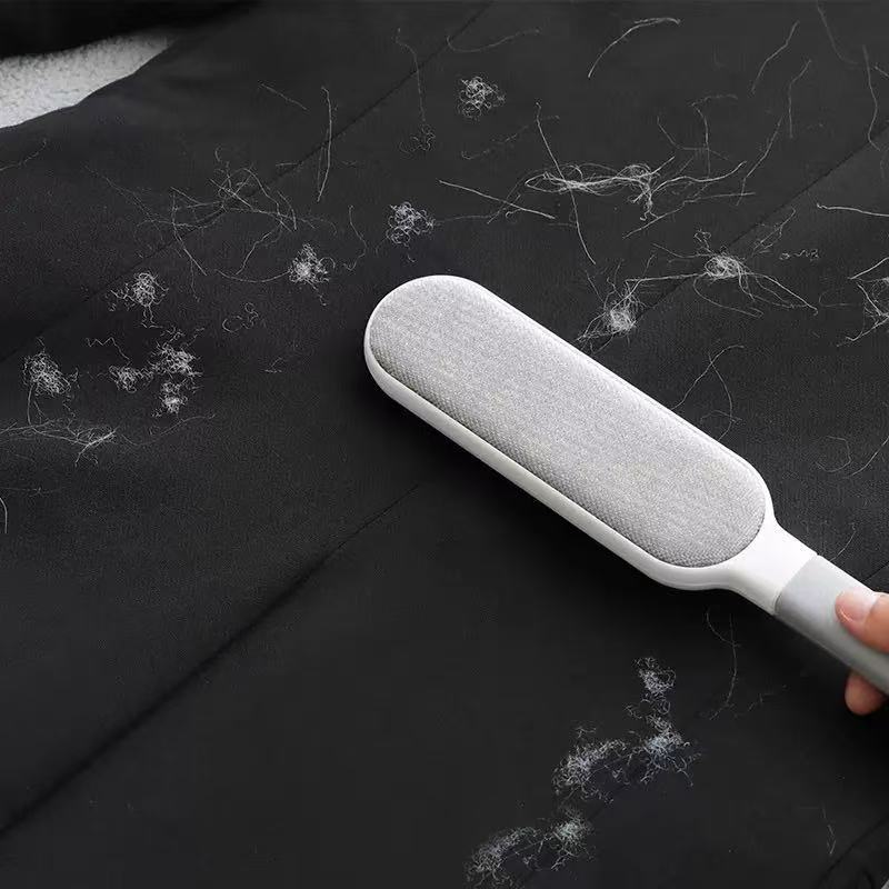 Lint Brush Roller for Clothes and Pet Hair - Image 1