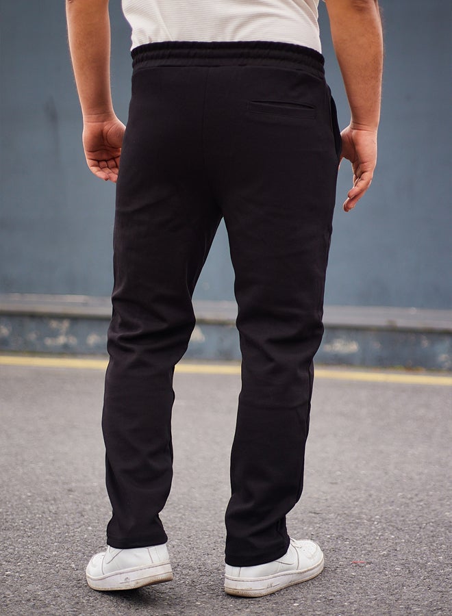 trendyol Black Regular Cut Textured Stitch Detailed Sweatpants - Image 5