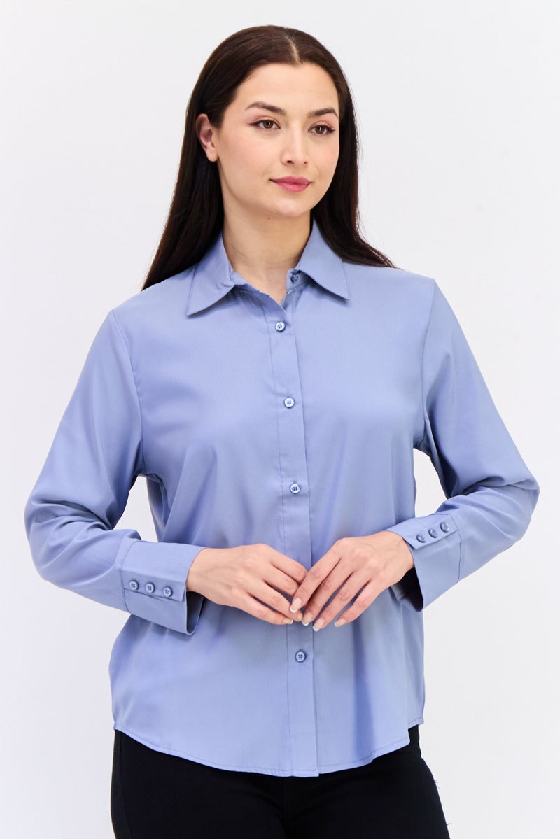 bebe بلوزة نسائية بأكمام طويلة وياقة مفتوحة، لون أزرق باهت - Image 1