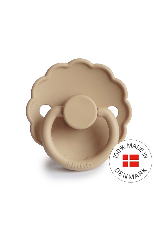FRIGG Daisy Latex Baby Pacifier 6-18M 1-Pack Croissant - Size 2 - Image 3