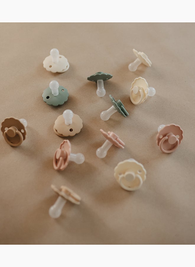 FRIGG Daisy Latex Baby Pacifier 6-18M 1-Pack Croissant - Size 2 - Image 4