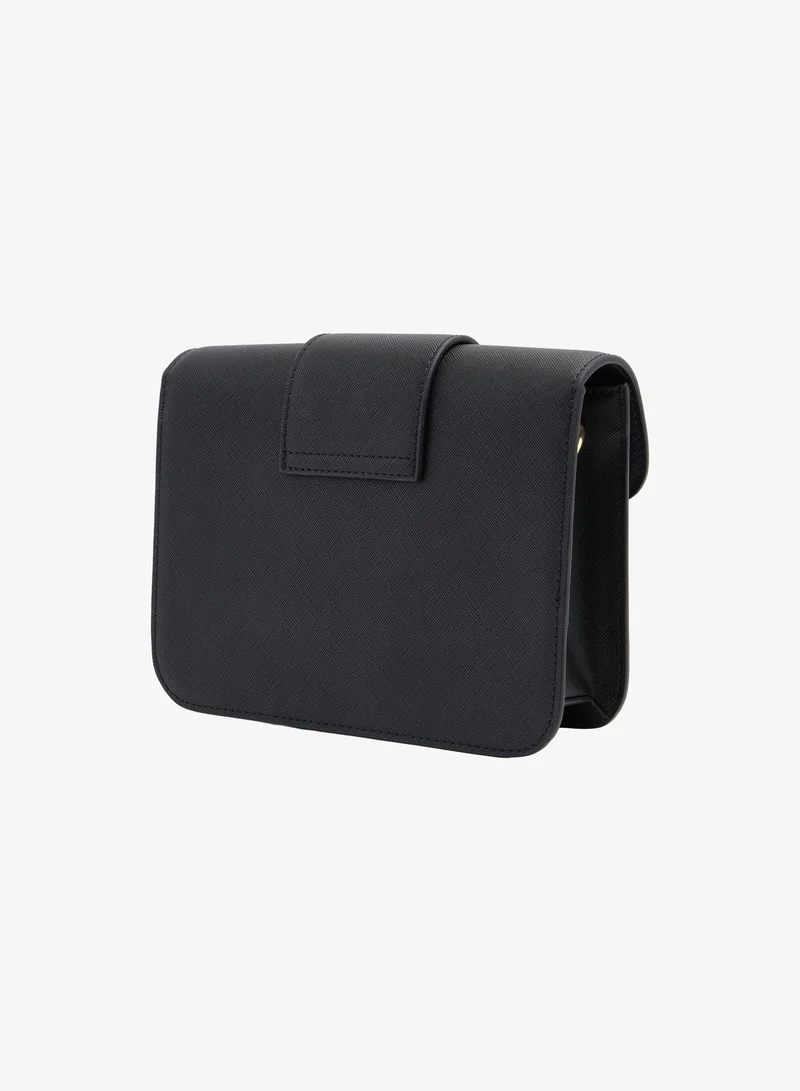 CHIARA FERRAGNI Donisha