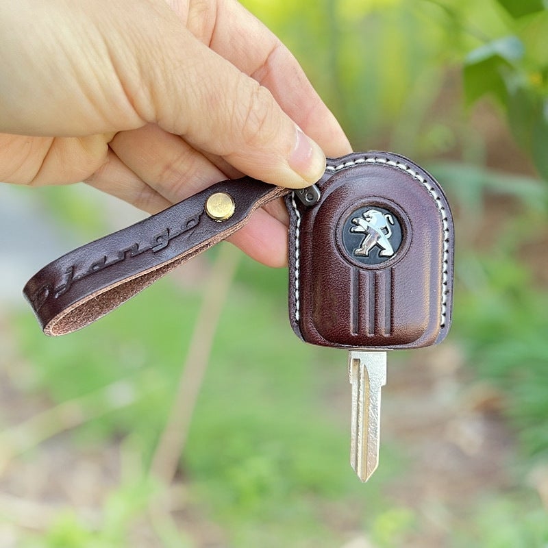 Generic Suitable for Peugeot Django Django 150 motorcycle key cover cowhide key chain protective cover handmade Red Curry High Grease