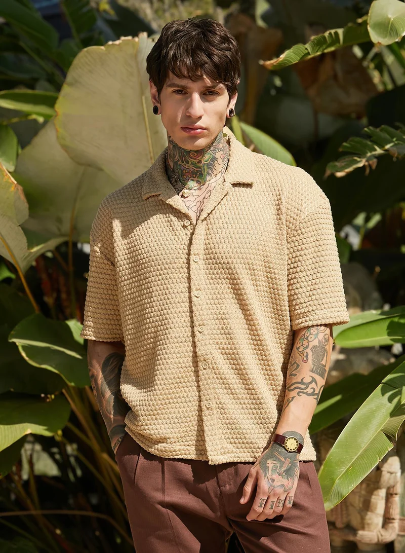 Campus Sutra Campus Sutra Men's Buff Beige Oval-Tactile Knit Oversized Shirt For Casual Wear | Cuban Collar | Short Regular Sleeves | Button Closure | Oversized Shirt Crafted With Comfort Fit For Everyday Wear
