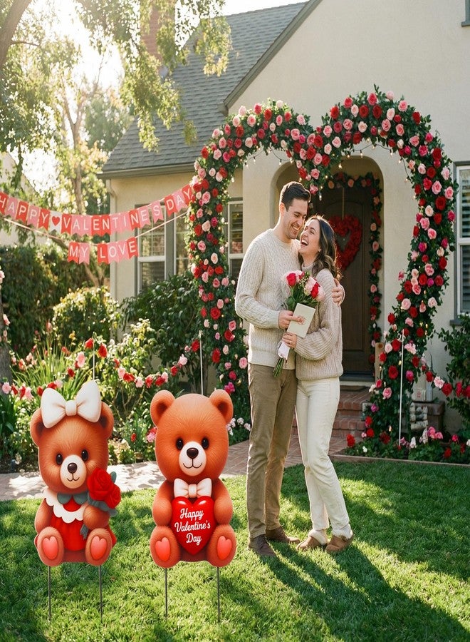 PullCrease مجموعة زينة عيد الحب الخارجية من بول كريز، قطعتان، لافتات ثلاثية الأبعاد على شكل زوجين من الدببة، أعمدة زينة للحديقة، زينة على شكل قلوب دببة وورود للعشب، ديكور للحديقة في فصل الربيع، ممر الحديقة - Image 3