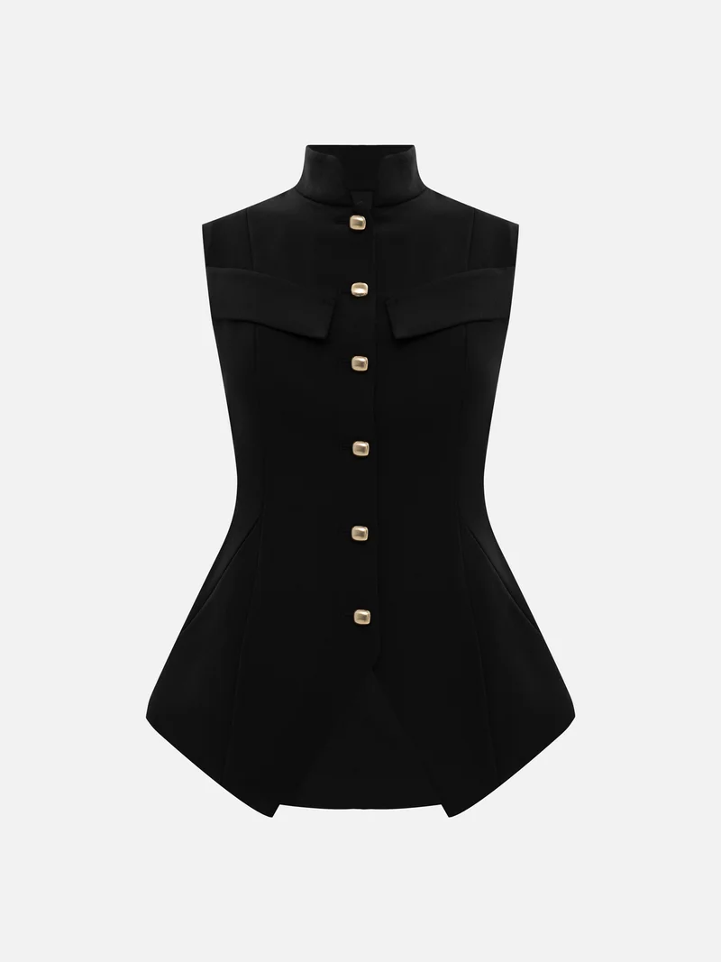 ليتشي سترة واسعة مع جيوب على الصدر وأزرار مربعة