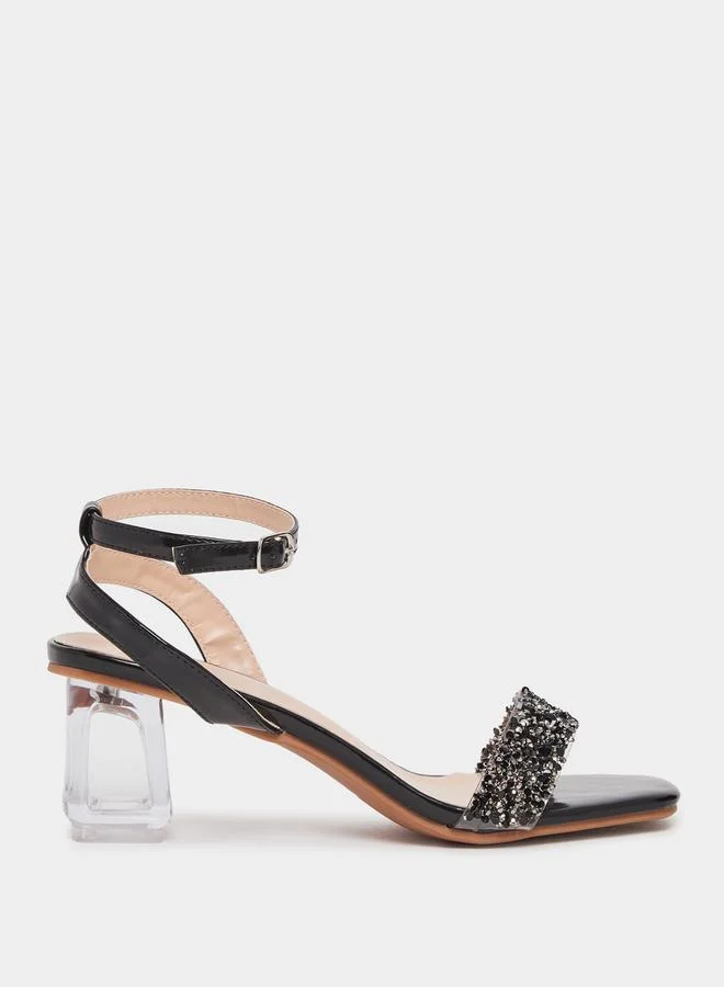 تايك تو صندل بكعب شفاف مزين بحزام كاحل