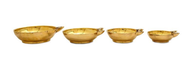 DMI 2-Faced Brass Panati / Panti Diya – Traditional Dasara Oil Lamp – Diameter 5” | 300 ml Oil Capacity - Image 4