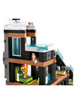 LEGO LEGO - Ski and Climbing Center 1045 Pieces - 60366  - Image 4