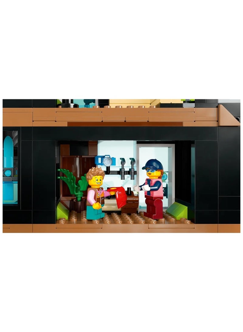 LEGO - Ski and Climbing Center 1045 Pieces - 60366