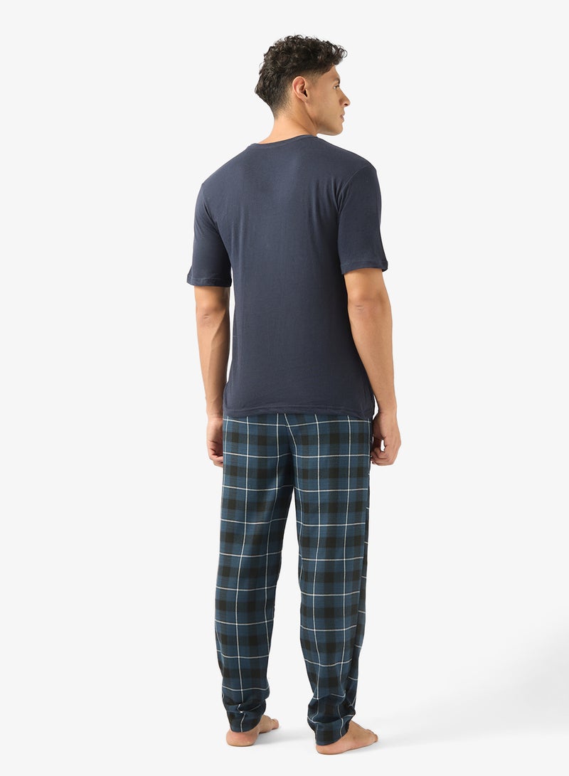 سفنتي فايف طقم بيجامة تيشيرت وبنطلون - Image 2