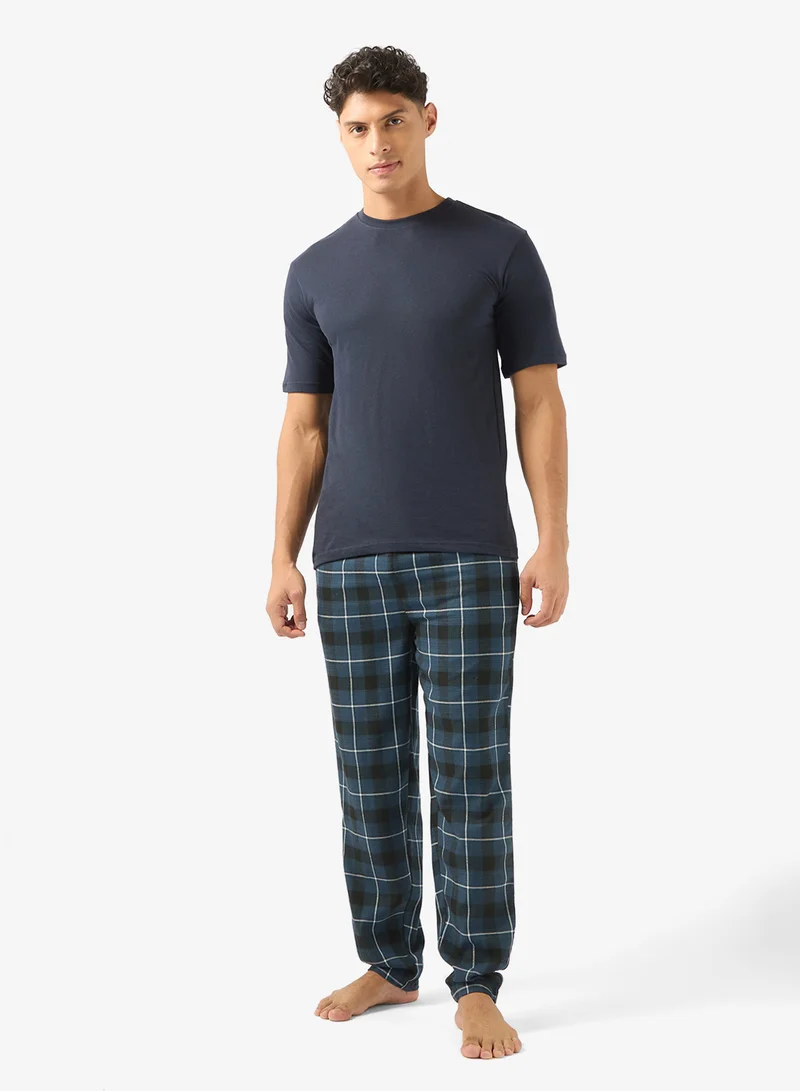 سفنتي فايف طقم بيجامة تيشيرت وبنطلون