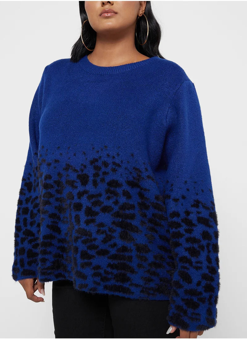 اونلي كارماكوما Crew Neck Printed Sweater