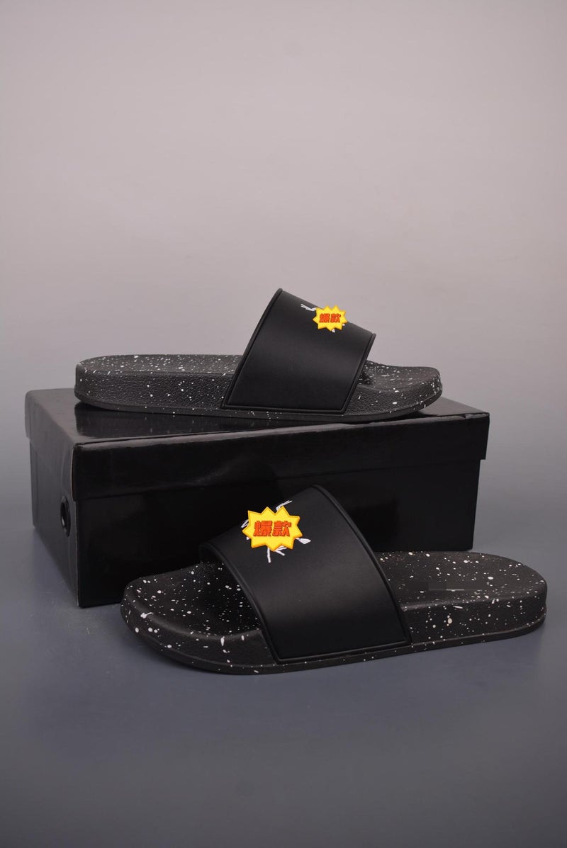 Qi Ta New Summer Fashion Unisex Slide Sandals for Couples, Casual Beach Flip Flops with Splatter Print, Anti-Slip Rubber Sole - Image 1
