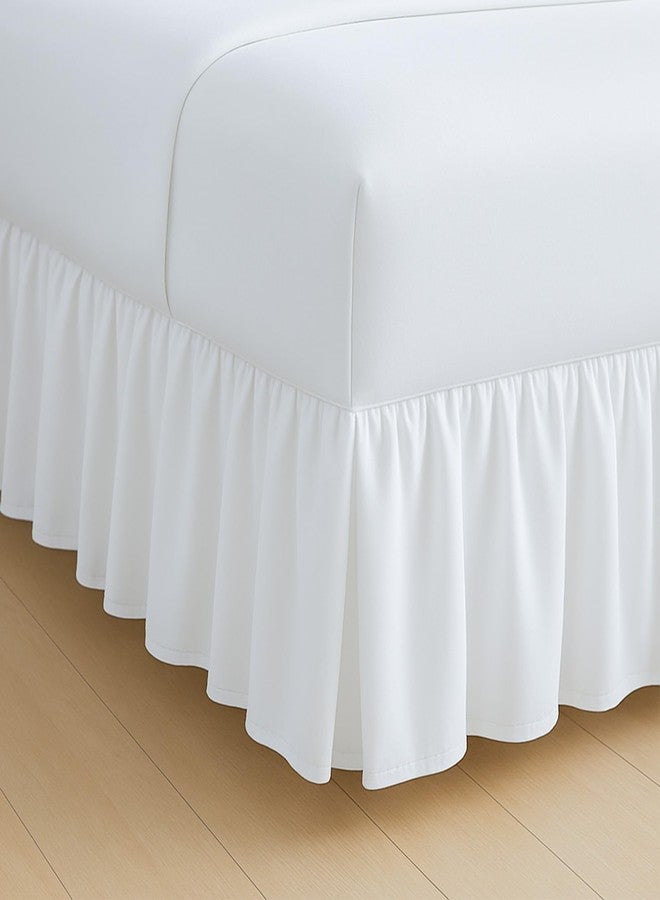 Rajlinen تنورة سرير مكشكشة من راجلينين، مقاس كينج، طولها 12 بوصة، مزودة بكشكشة عند الحواف، مصنوعة من المايكروفايبر بنسبة 100%، بتصميم مكشكش يغطي ثلاثة جوانب، لون أبيض. - Image 1