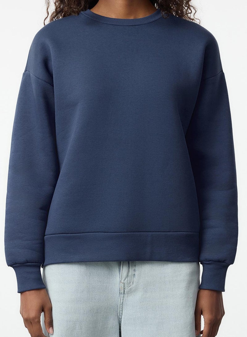 trendyol Indigo Oversize Crew Neck Fleece Sweatshirt - - Image 4